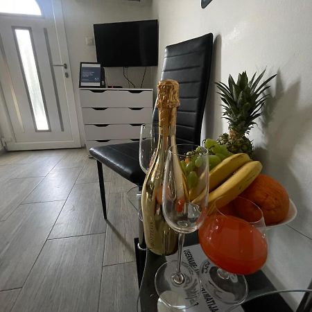 Apartment Matijas, 3 Bedroom Apt With Terrace And Parking Split Luaran gambar